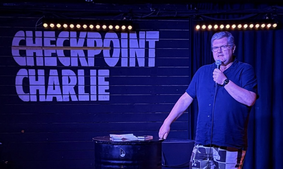Jostein sitt standupsett fra Checkpoint Charlie, 1. juli (oppdatert med video)